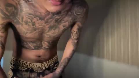 Snapshot of ceesteve_hot chatting on 05/16/26, 06:43 ceesteve_hot online show from 05/16/26, 06:43