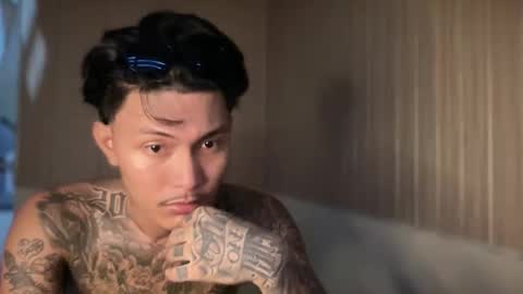 Snapshot of ceesteve_hot chatting on 05/16/26, 07:05 ceesteve_hot online show from 05/16/26, 07:05