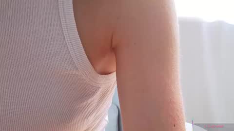 Snapshot of cel1ne_secret chatting on 07/02/26, 05:57 Josie Manesi online show from 07/02/26, 05:57