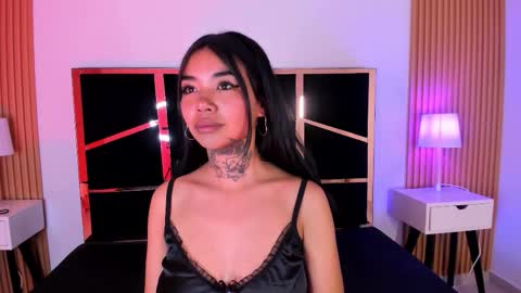 Snapshot of celeeste18 chatting on 11/04/25, 02:32 Celeeste18 online show from 11/04/25, 02:32