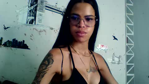 celesmejias online show from 11/04/25, 11:59