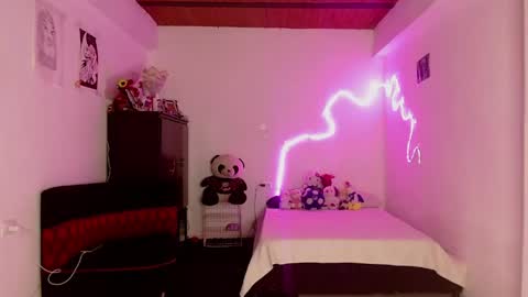 Snapshot of celesstte_0 chatting on 03/21/26, 02:31 Celeste online show from 03/21/26, 02:31