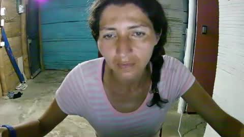 celeste198694 online show from 02/06/25, 11:58