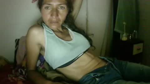 Snapshot of celeste198694 chatting on 04/16/26, 01:23 celeste198694 online show from 04/16/26, 01:23