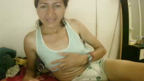 Snapshot of celeste198694 chatting on 04/25/26, 05:10 celeste198694 online show from 04/25/26, 05:10