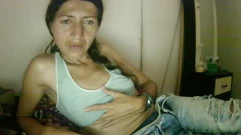 Snapshot of celeste198694 chatting on 05/04/26, 01:51 celeste198694 online show from 05/04/26, 01:51
