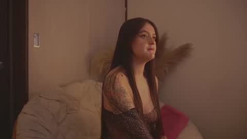 Diane Independent model online show from 03/11/25, 07:25