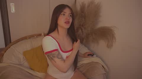 Diane Independent model online show from 10/03/25, 08:39