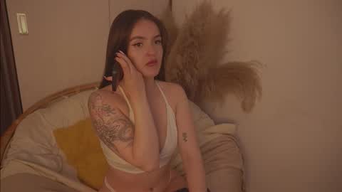 Diane Independent model online show from 10/15/25, 09:04