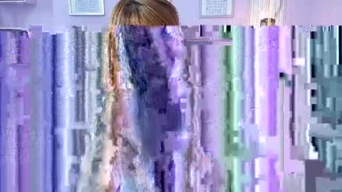 Snapshot of celeste_london chatting on 04/24/26, 07:05 C E L E S T E online show from 04/24/26, 07:05