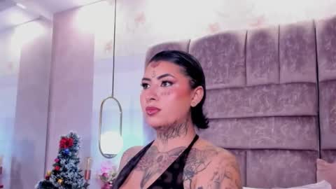 Snapshot of celeste_muneraa chatting on 11/28/25, 10:56 Celeste online show from 11/28/25, 10:56