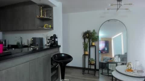 mia  sofiabohorquez INSTAGRAM online show from 01/12/26, 04:45