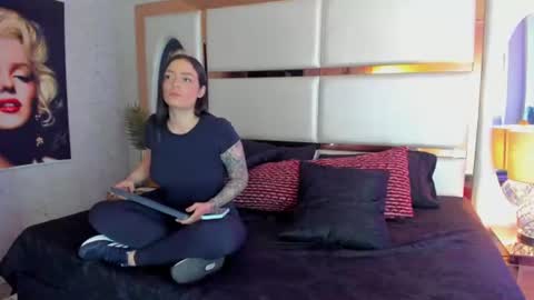 Snapshot of celeste_starsss chatting on 06/29/26, 09:37 celeste_starsss online show from 06/29/26, 09:37