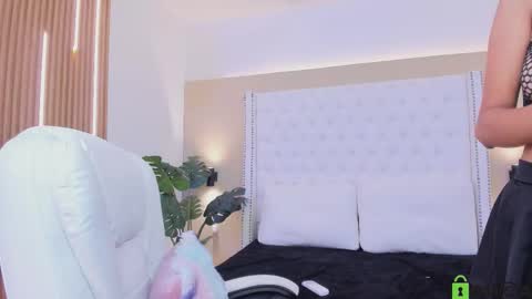 Celeste Wayne online show from 11/30/25, 05:50