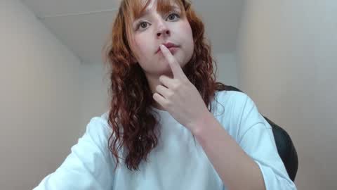 celesteayase online show from 02/03/25, 09:18