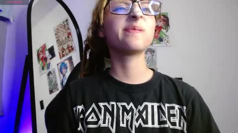 Snapshot of celesteayase chatting on 04/11/26, 01:21 celesteayase online show from 04/11/26, 01:21