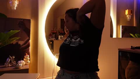 Snapshot of celestebailey chatting on 11/07/25, 05:18 CelesteBailey online show from 11/07/25, 05:18