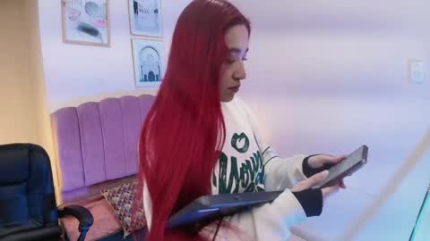 Snapshot of celestee15_ chatting on 05/26/26, 11:17 Celeste online show from 05/26/26, 11:17