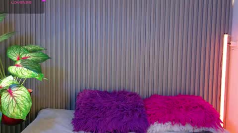 Snapshot of celesteprestigge chatting on 09/21/25, 06:53 celesteprestigge online show from 09/21/25, 06:53