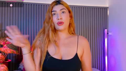 Snapshot of celesteprestigge chatting on 09/30/25, 08:47 celesteprestigge online show from 09/30/25, 08:47