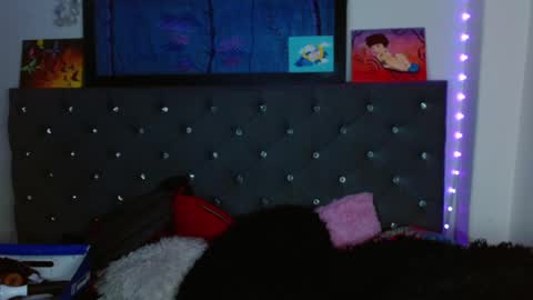 I am Valentinn online show from 02/10/25, 02:52