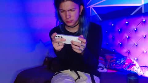 I am Valentinn online show from 11/10/25, 08:35