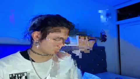 I am Valentinn online show from 04/11/26, 12:04