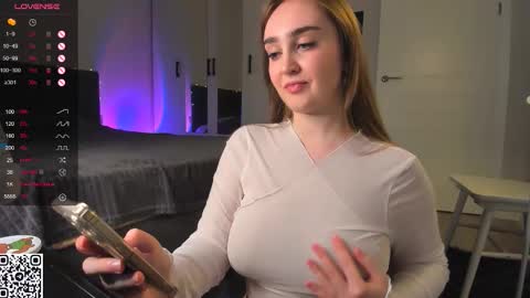 Eva Angel online show from 11/03/25, 07:26