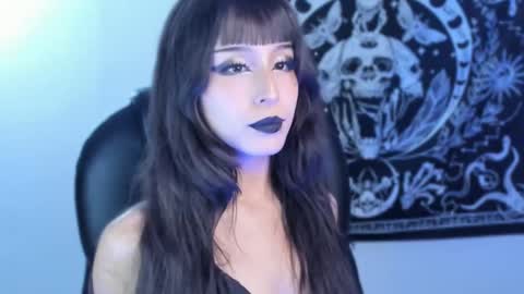   online show from 02/17/25, 06:42