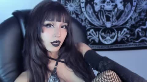   online show from 03/07/25, 02:57