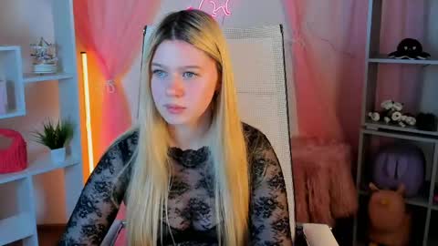 Snapshot of celestinemauriac chatting on 04/29/26, 06:47 your cute kitty online show from 04/29/26, 06:47