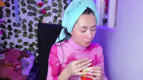 Celestineeeeee online show from 12/05/24, 08:55