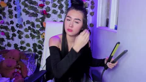 Celestineeeeee online show from 12/23/24, 10:33