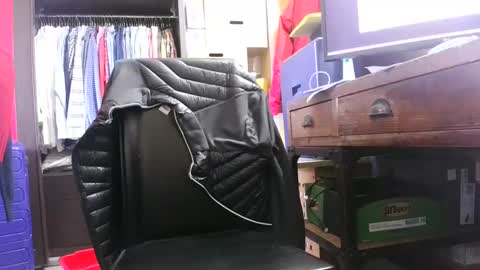 Snapshot of celhoduro23c chatting on 01/07/25, 12:52 celhoduro23c online show from 01/07/25, 12:52