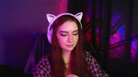 Snapshot of celia_sensual_ chatting on 04/30/26, 08:57 celia_sensual_ online show from 04/30/26, 08:57