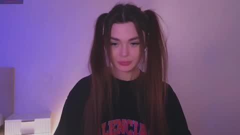 Snapshot of celinassa chatting on 02/19/25, 11:46 Aneli online show from 02/19/25, 11:46