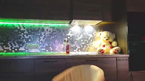 Snapshot of celinassa chatting on 10/23/25, 10:52 Aneli online show from 10/23/25, 10:52