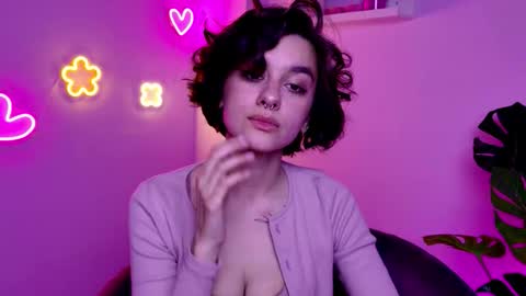 Snapshot of celine_dionn chatting on 02/15/26, 05:26 Celine online show from 02/15/26, 05:26