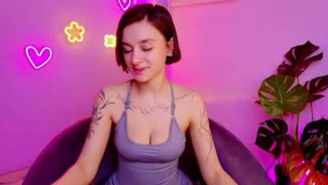 Snapshot of celine_dionn chatting on 04/12/26, 03:44 Celine online show from 04/12/26, 03:44