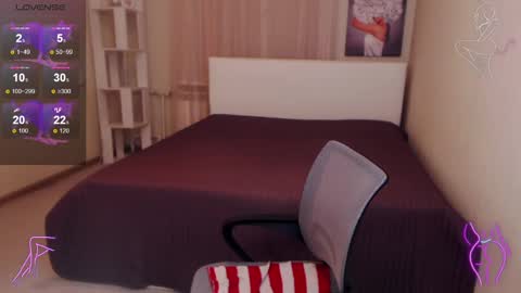 Snapshot of celine_faer1 chatting on 02/07/25, 01:43 Celine online show from 02/07/25, 01:43