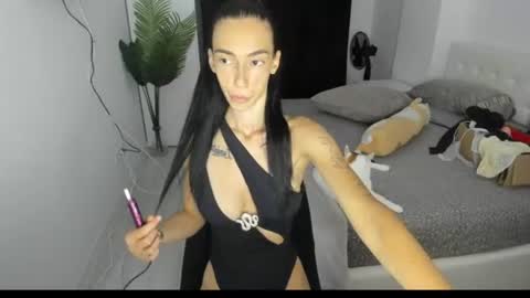 Snapshot of celine_roxelle chatting on 07/21/26, 07:27 Celine Roxelle online show from 07/21/26, 07:27