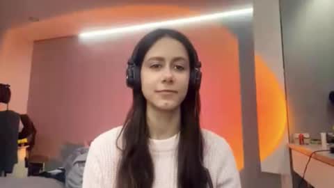 Snapshot of celinebinegar chatting on 03/03/26, 03:40 Celine online show from 03/03/26, 03:40