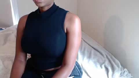 Celine Costas online show from 09/27/25, 05:51