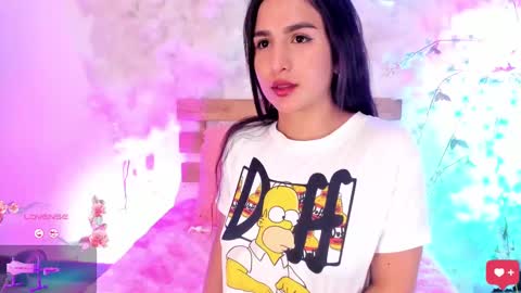 Snapshot of centaurigirls chatting on 02/27/25, 09:04 Hello guys my name is Sofi and Lizzie and Vanessa online show from 02/27/25, 09:04