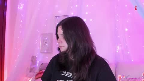 Snapshot of centaurigirls chatting on 09/09/25, 03:06 Hello guys my name is Sofi and Lizzie and Vanessa online show from 09/09/25, 03:06