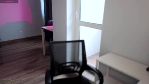 Bruce online show from 11/23/25, 07:19