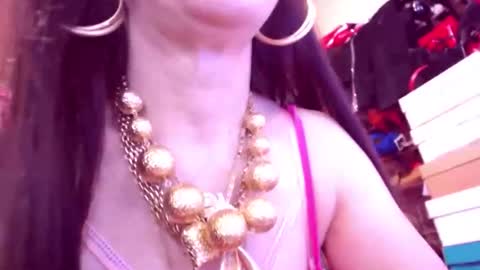 Cerise online show from 12/20/25, 12:51