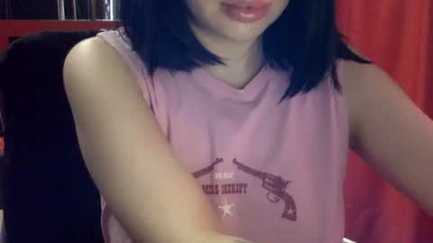 Snapshot of cerisedood82 chatting on 03/30/26, 12:28 Eva online show from 03/30/26, 12:28