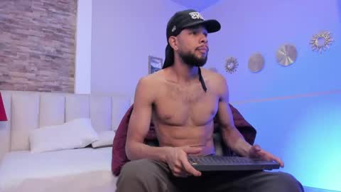 cero khalifa online show from 05/01/26, 03:49