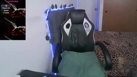 Cerso online show from 11/27/25, 03:25